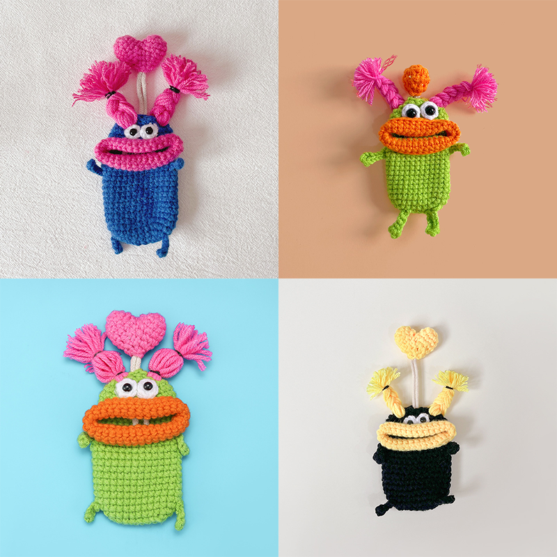 "Big Mouth" Key Bags Crochet Kit For Beginners - 4 PCS