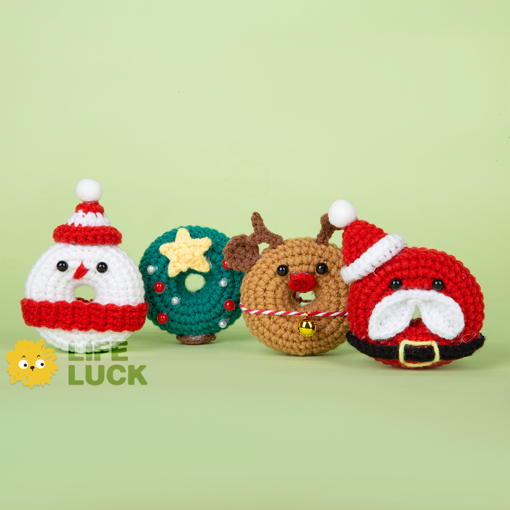 Crochet Kit For Beginners - Christmas